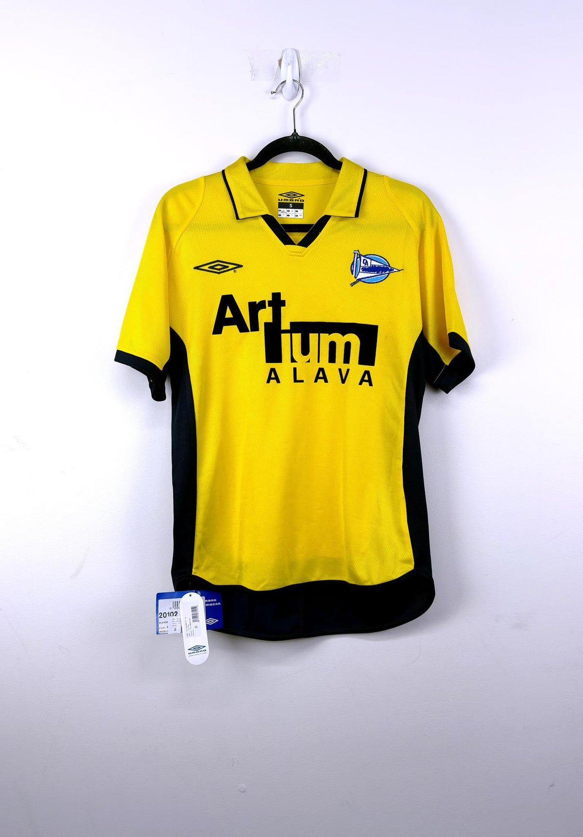 '02-03 Deportivo Alavés Away Kit