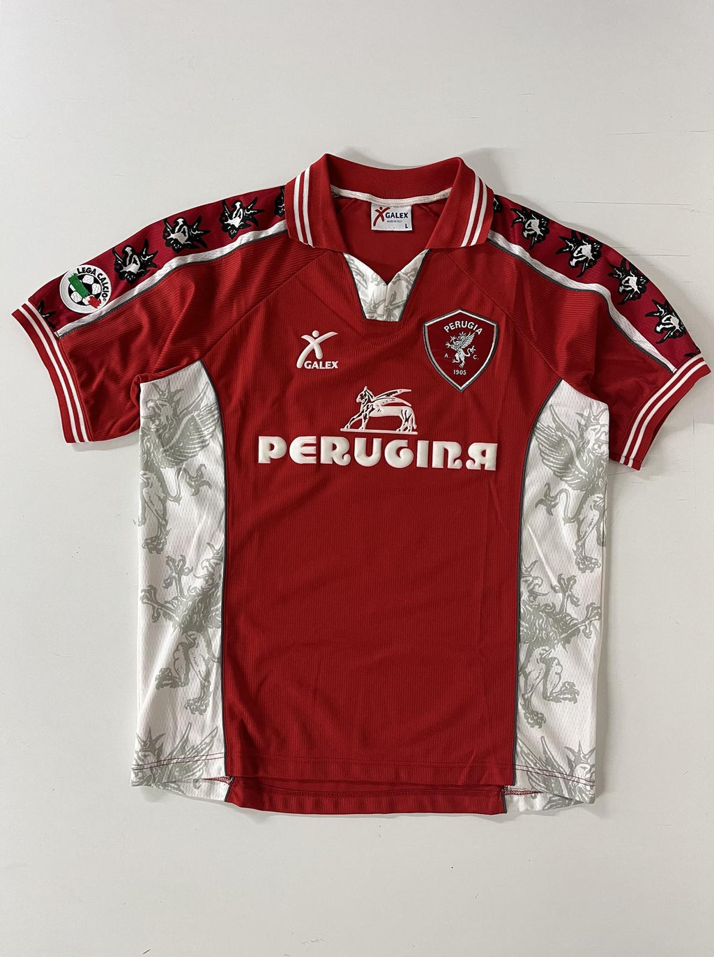 '99-00 Perugia Home Kit 0 'Nakata #7'