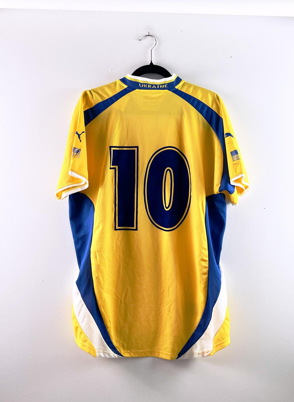 '00-01 Ukraine National Football Team Home Kit - '#10'