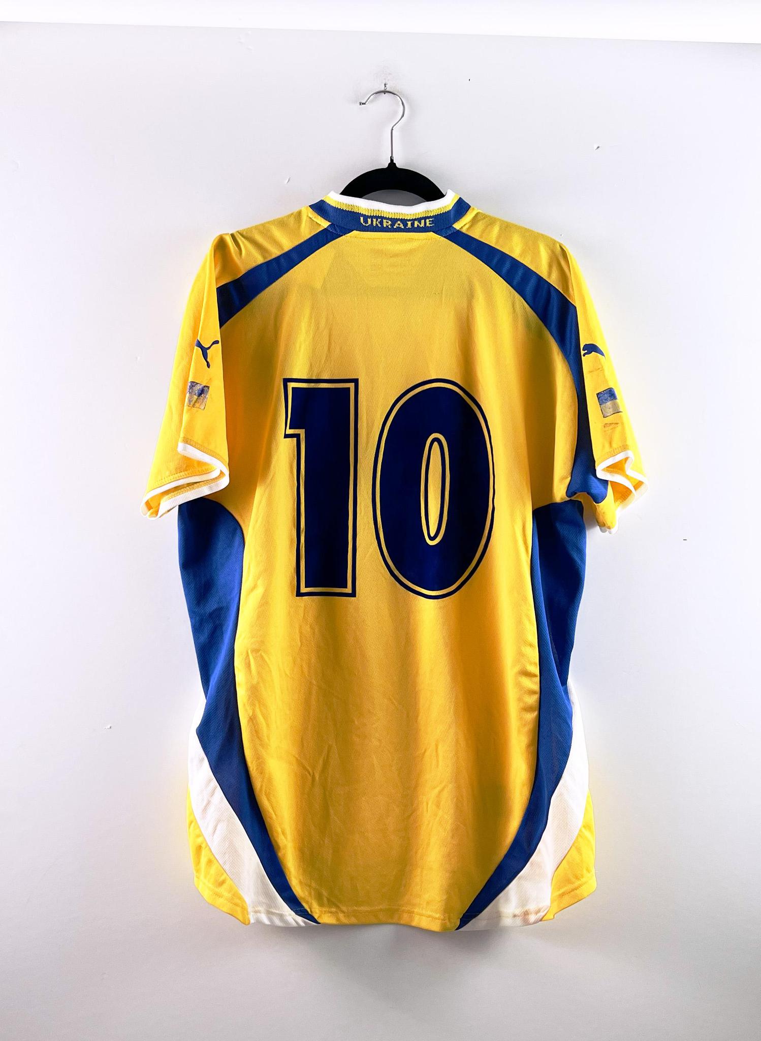 '00-01 Ukraine National Football Team Home Kit - '#10'