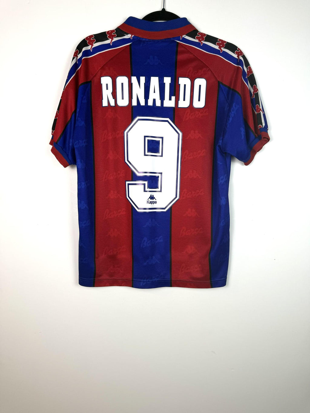 '96 Barcelona Home Kit - 'Ronaldo #9'
