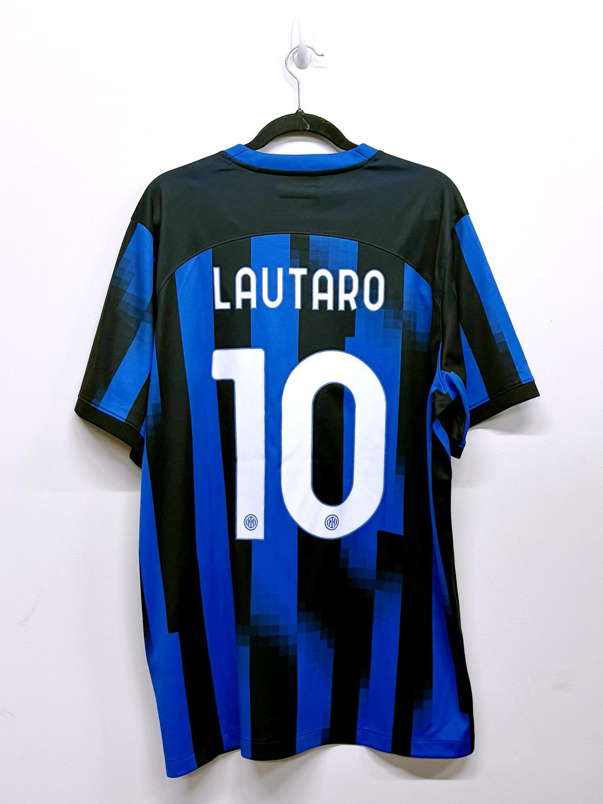'23 Inter Milan Home Kit - 'Lautaro #10'