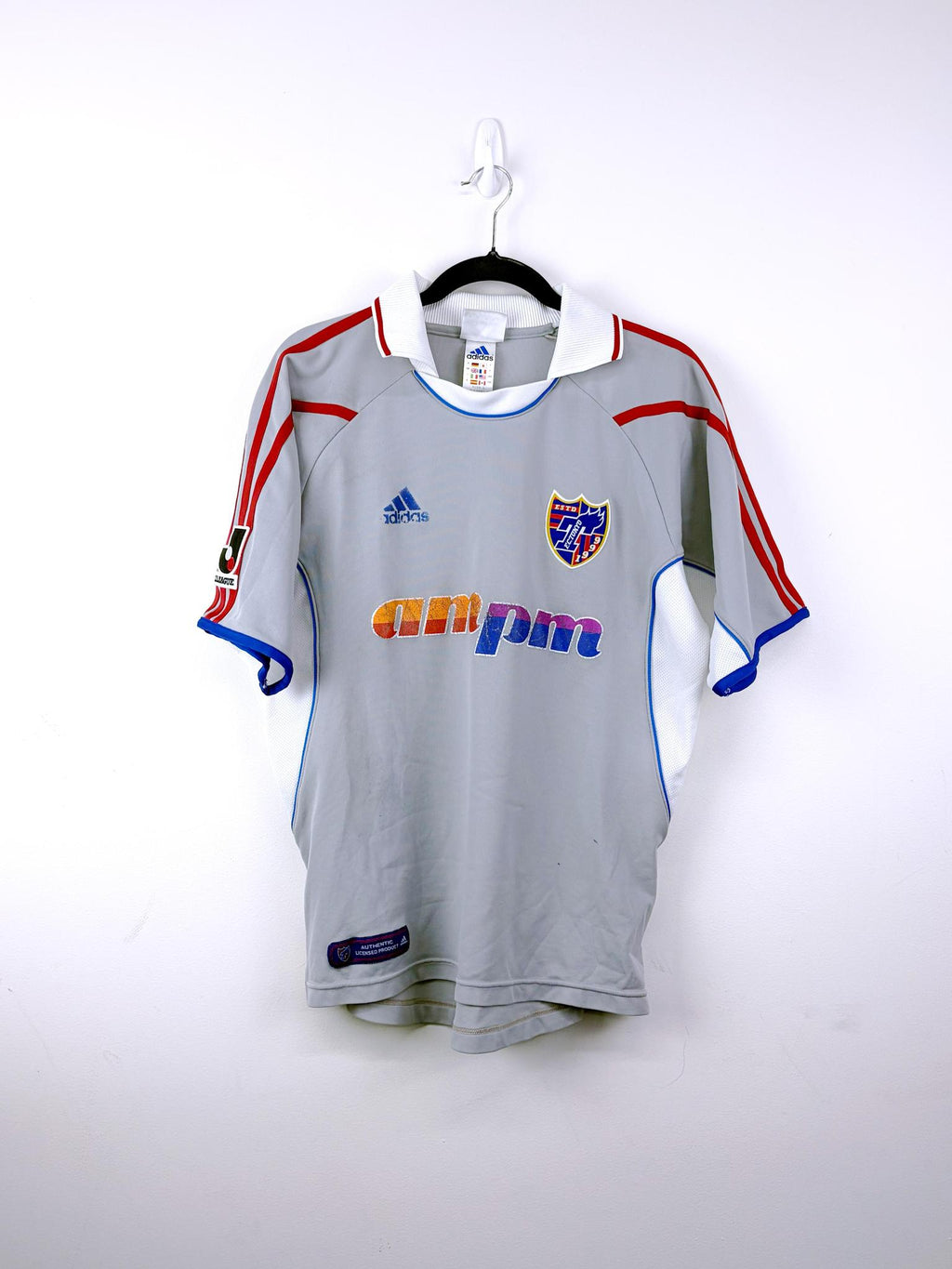 '02 FC Tokyo Away Kit