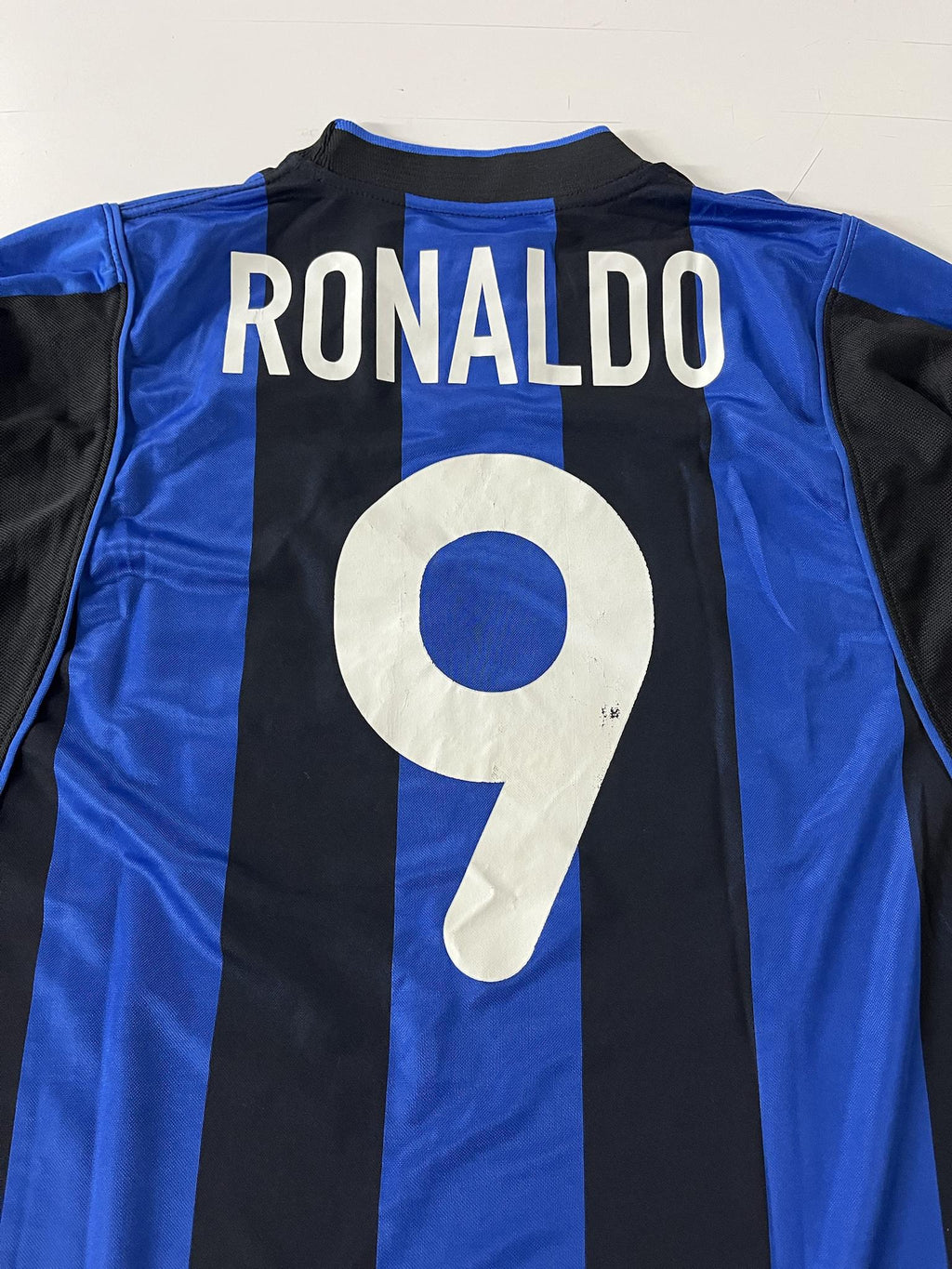 '00 FC Inter Milan Home Kit - 'Ronaldo #9'