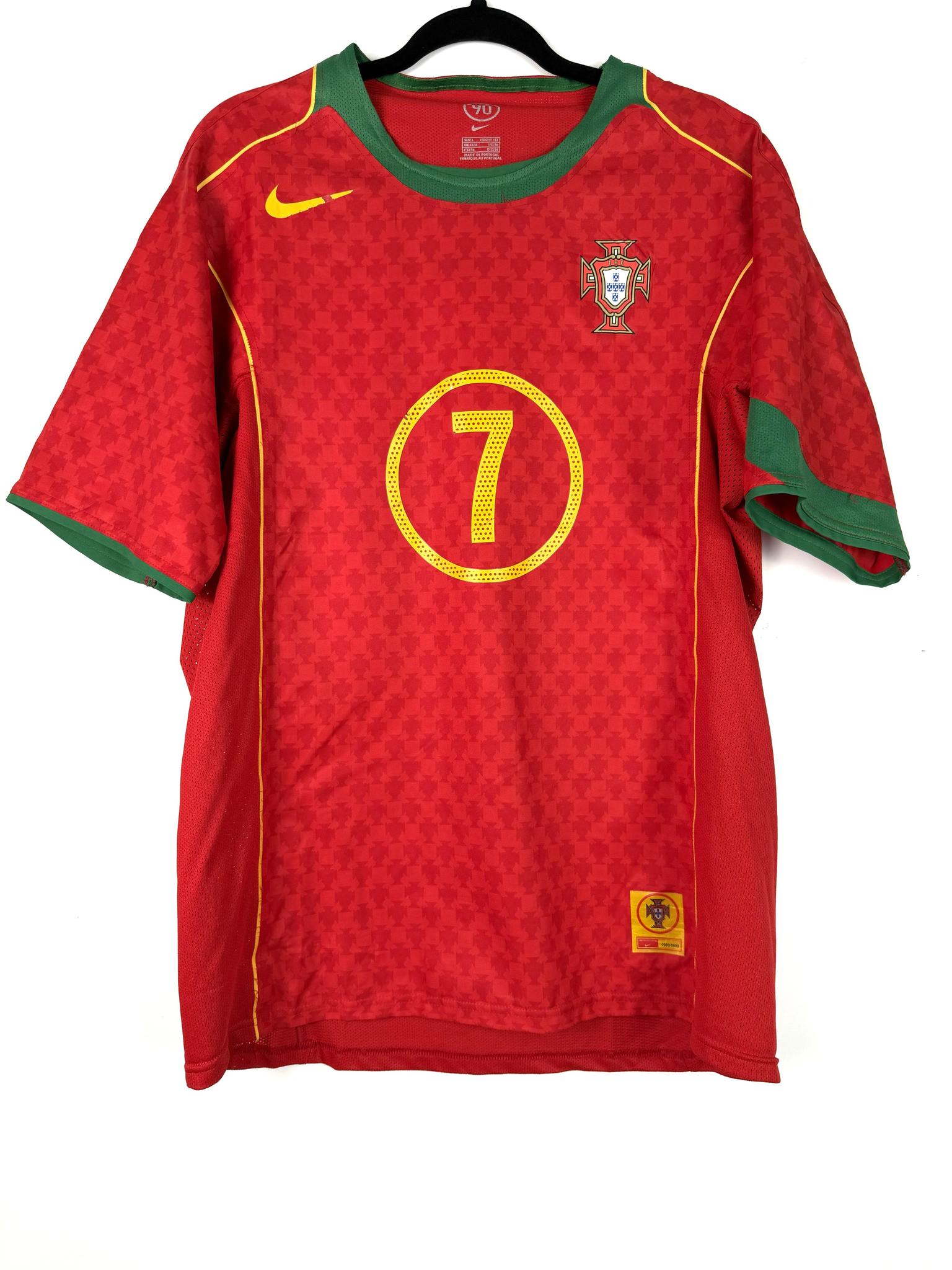 '04 Portugal Home Kit - 'Figo #7'