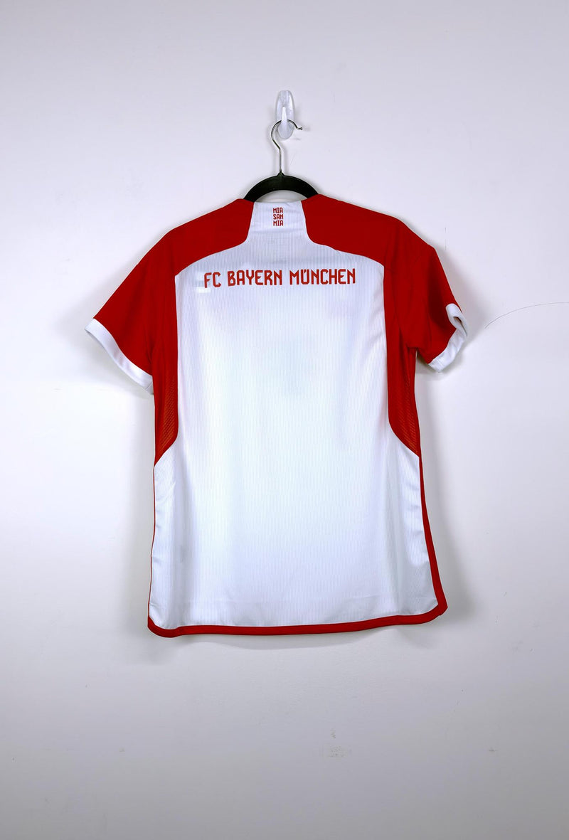 '23-24 Bayern Munich Away Kit
