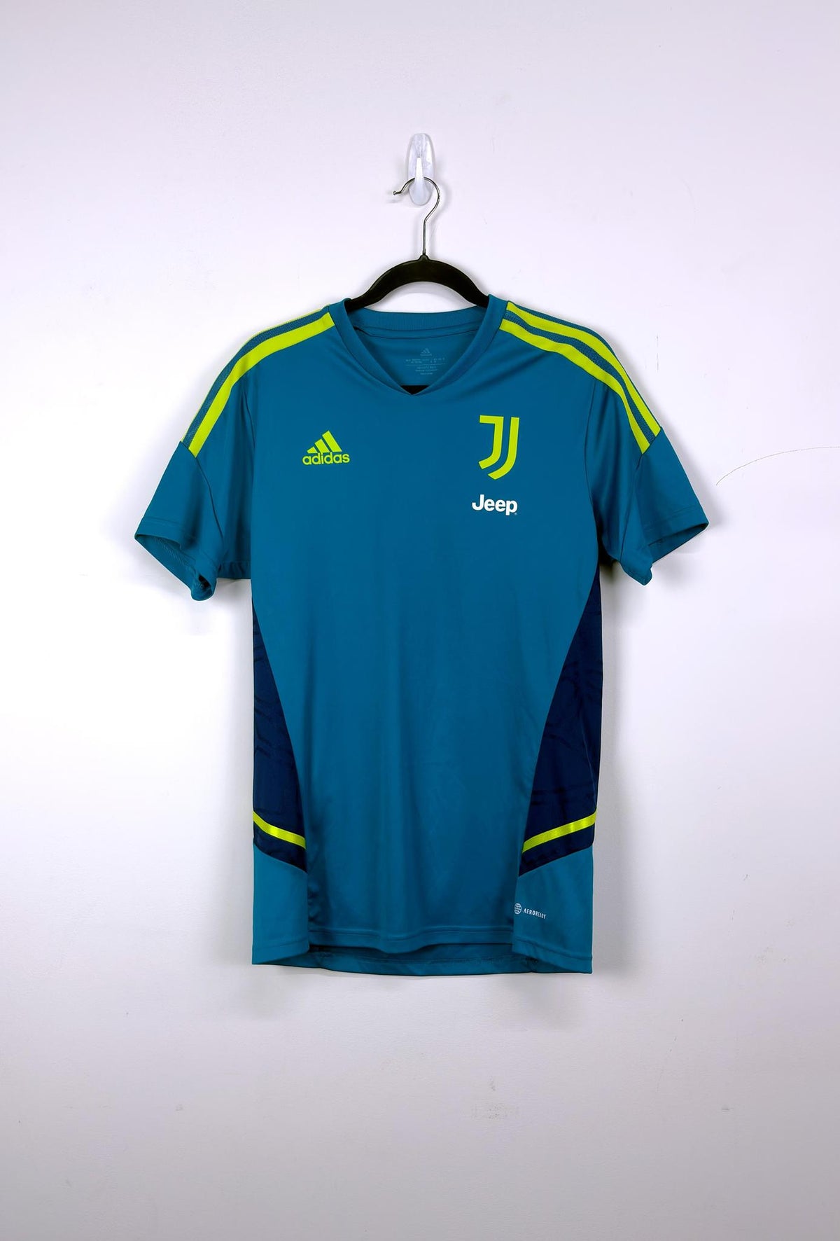 '22 Juventus Training Kit