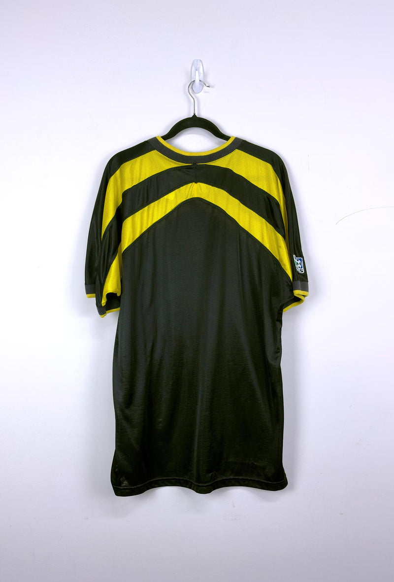'00 Columbus Crew Home Kit