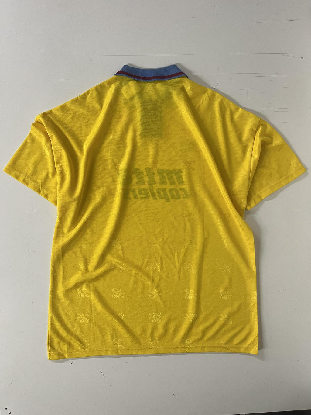 '91-93 Aston Villa FC Away Kit