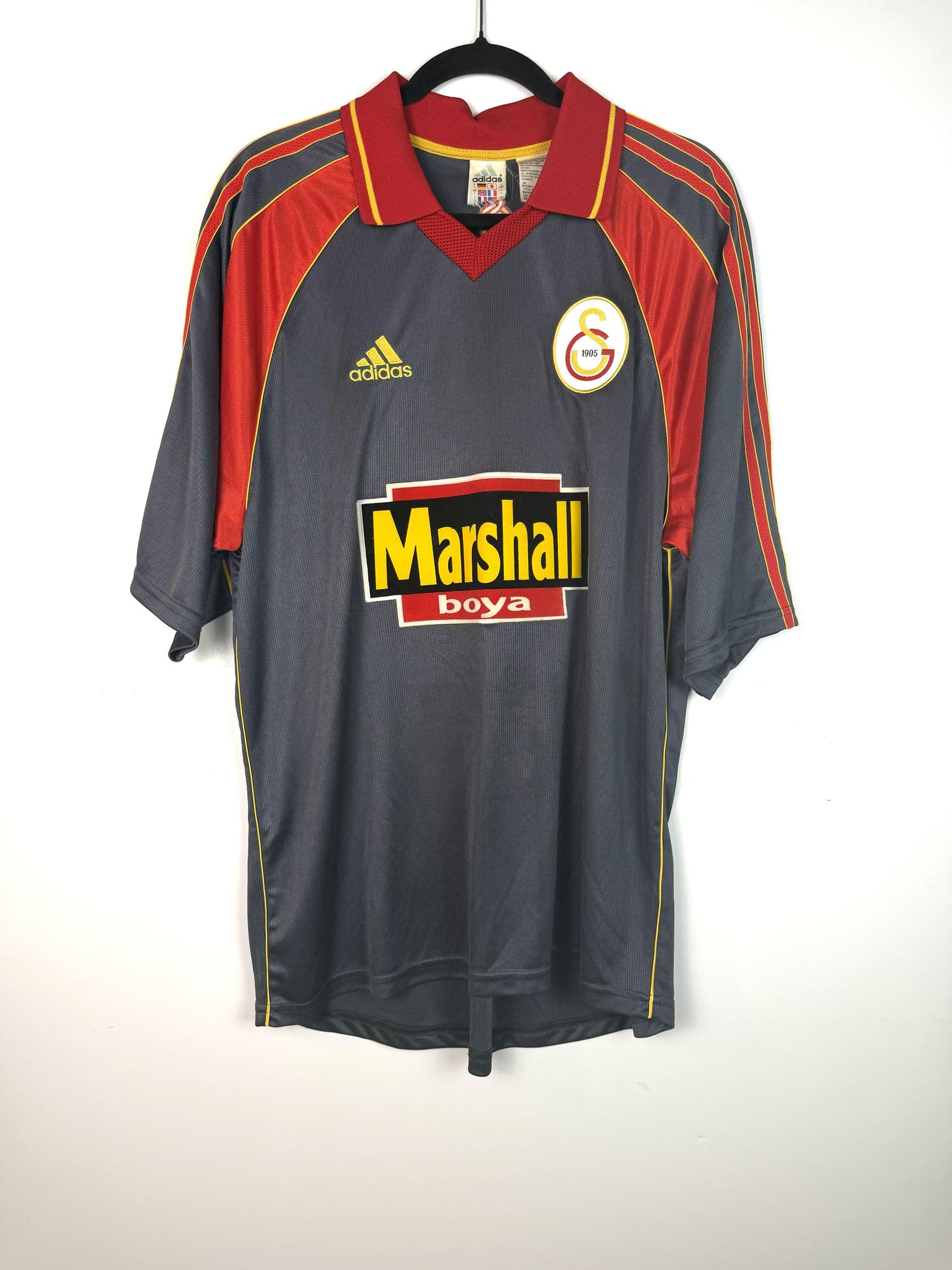 '99 Galatasaray home Kit