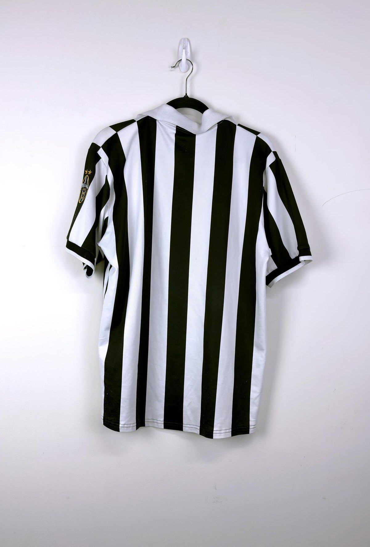 '98-99 Juventus Home Kit