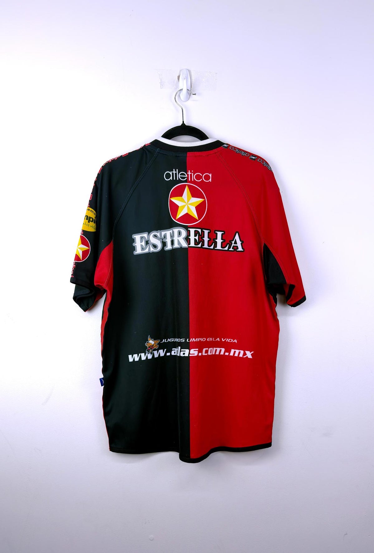 '01-02 Atlas F.C. Home Kit