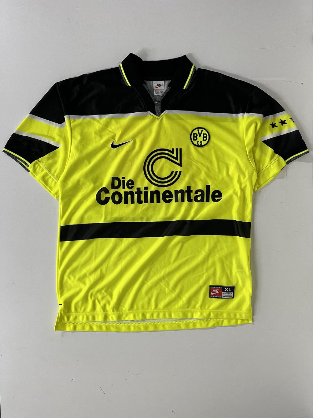 '97-98 Dortmund Home Kit - Sousa #19
