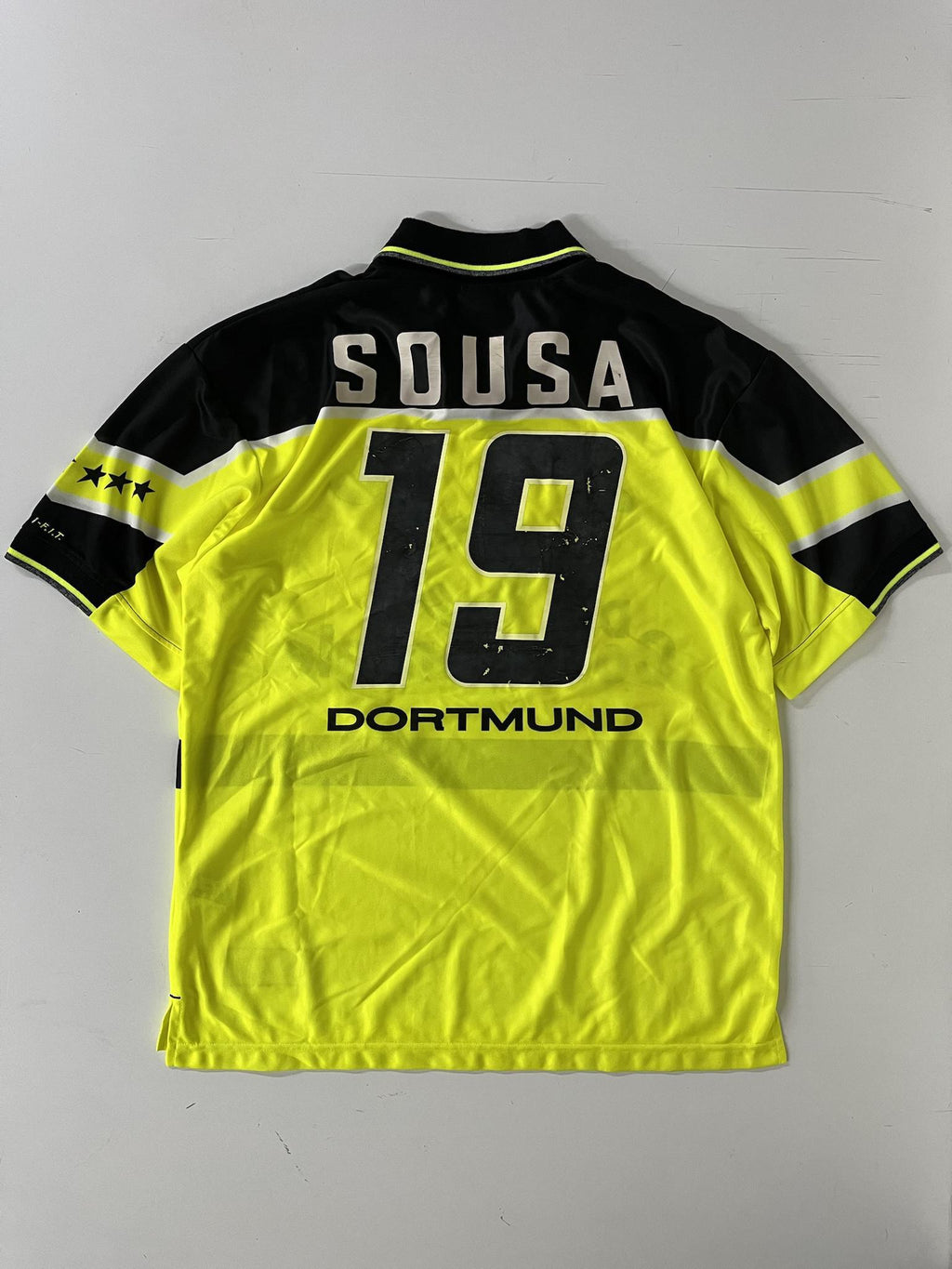 '97-98 Dortmund Home Kit - Sousa #19
