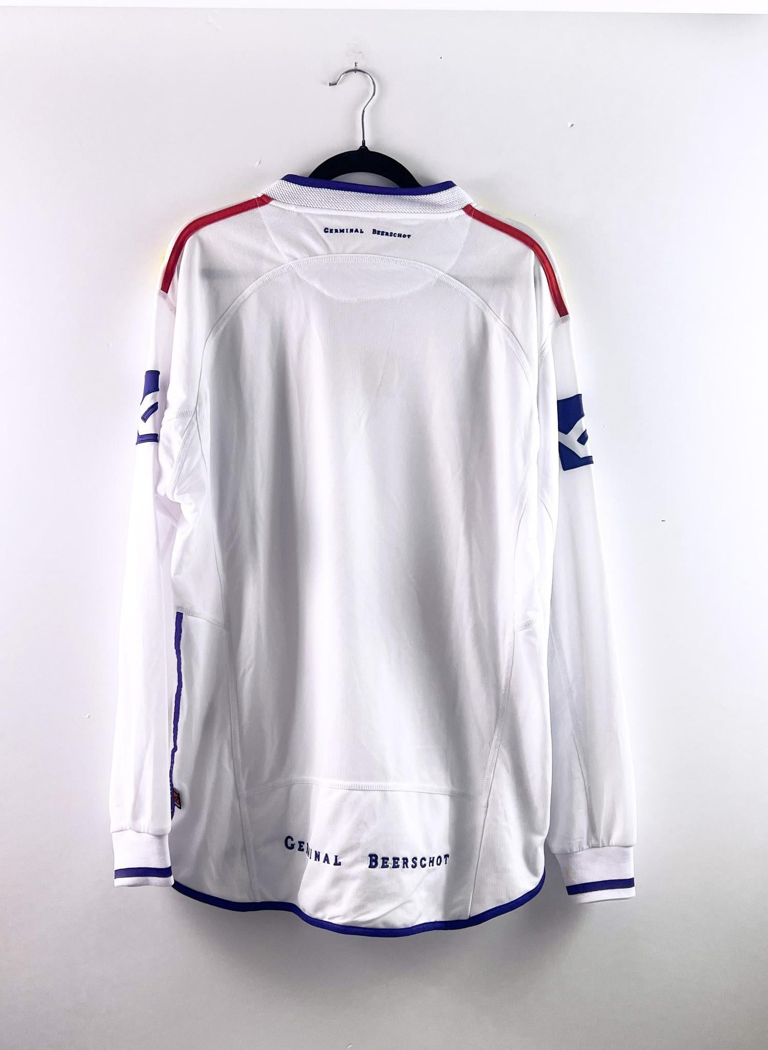 '04-05 Germinal Beerschot Away Kit