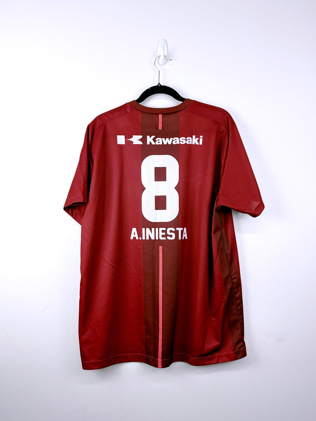 '18 Vissel Kobe Fan Tee - 'A. Iniesta #8'
