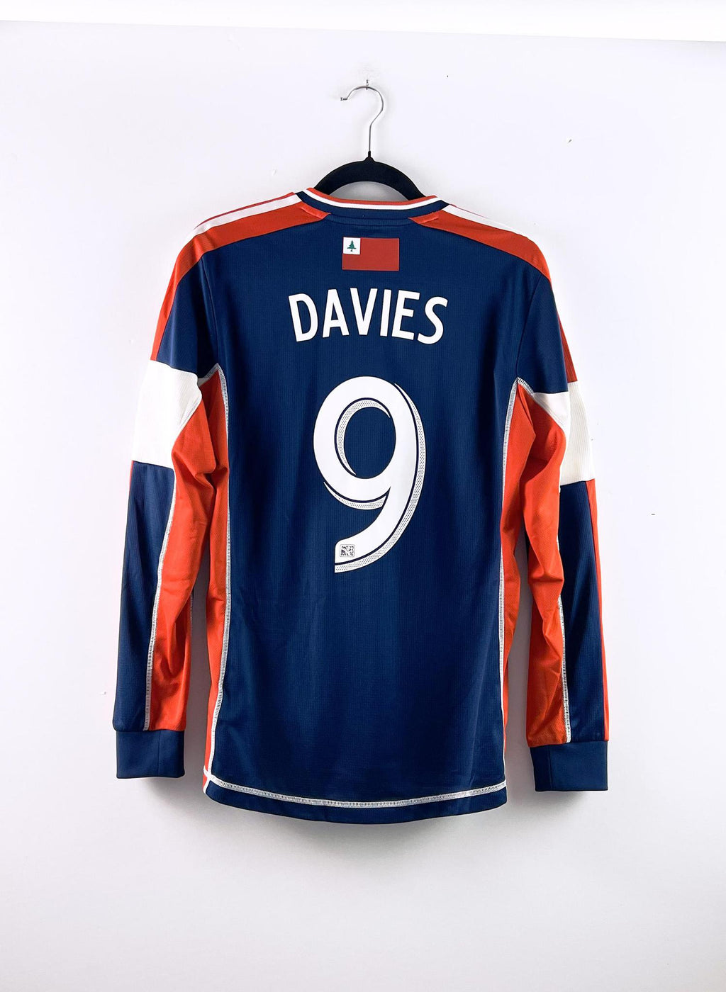 '12-13 New England Revolution Home Kit - 'Davies #9'