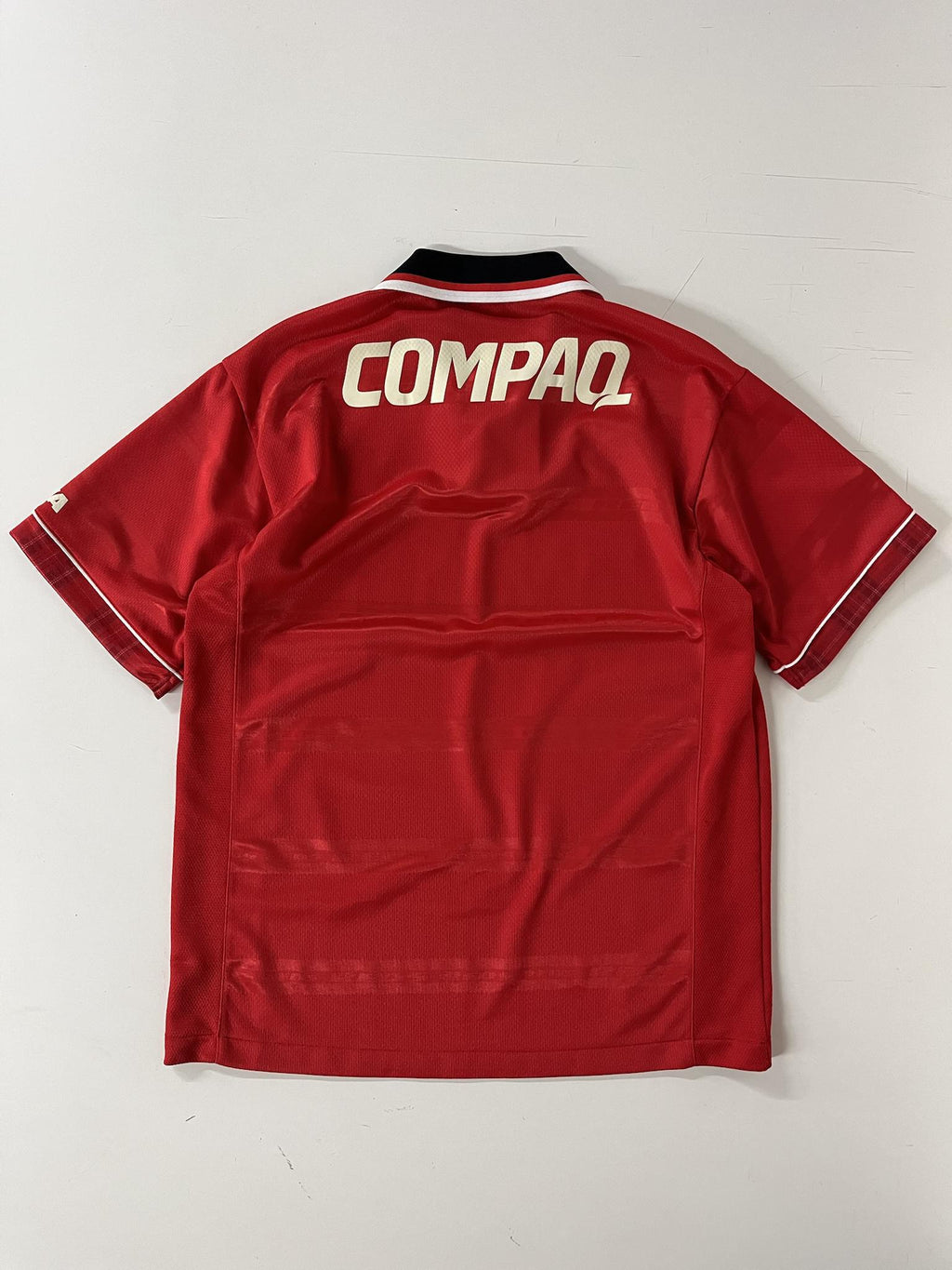 '99-00 Urawa Red Diamonds Home Kit