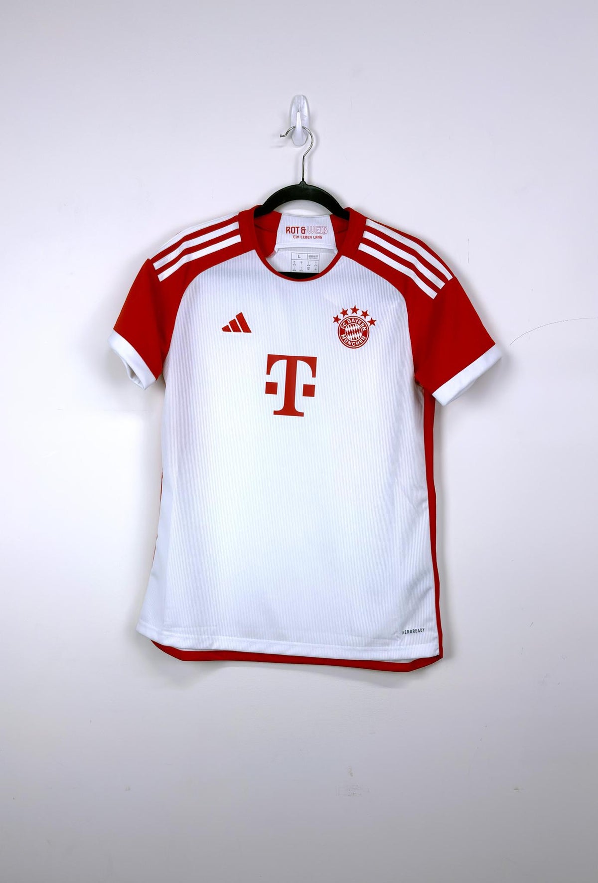 '23-24 Bayern Munich Away Kit
