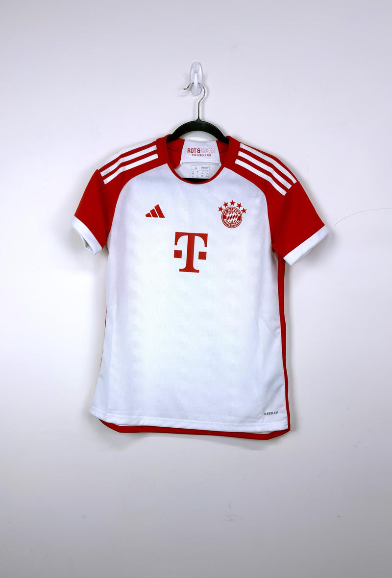 '23-24 Bayern Munich Away Kit