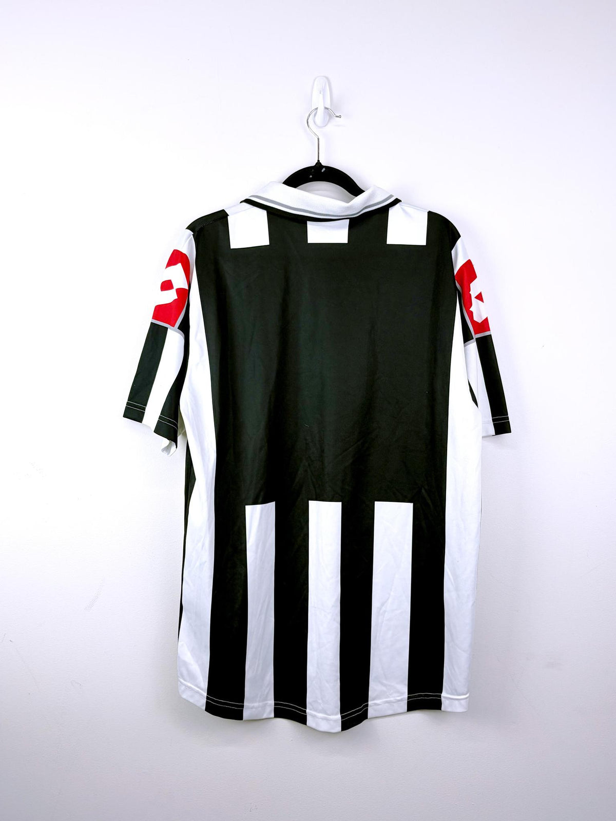 '97-98 Juventus Home Kit