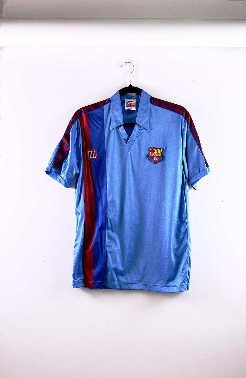 '85-86 FC Barcelona Away Kit