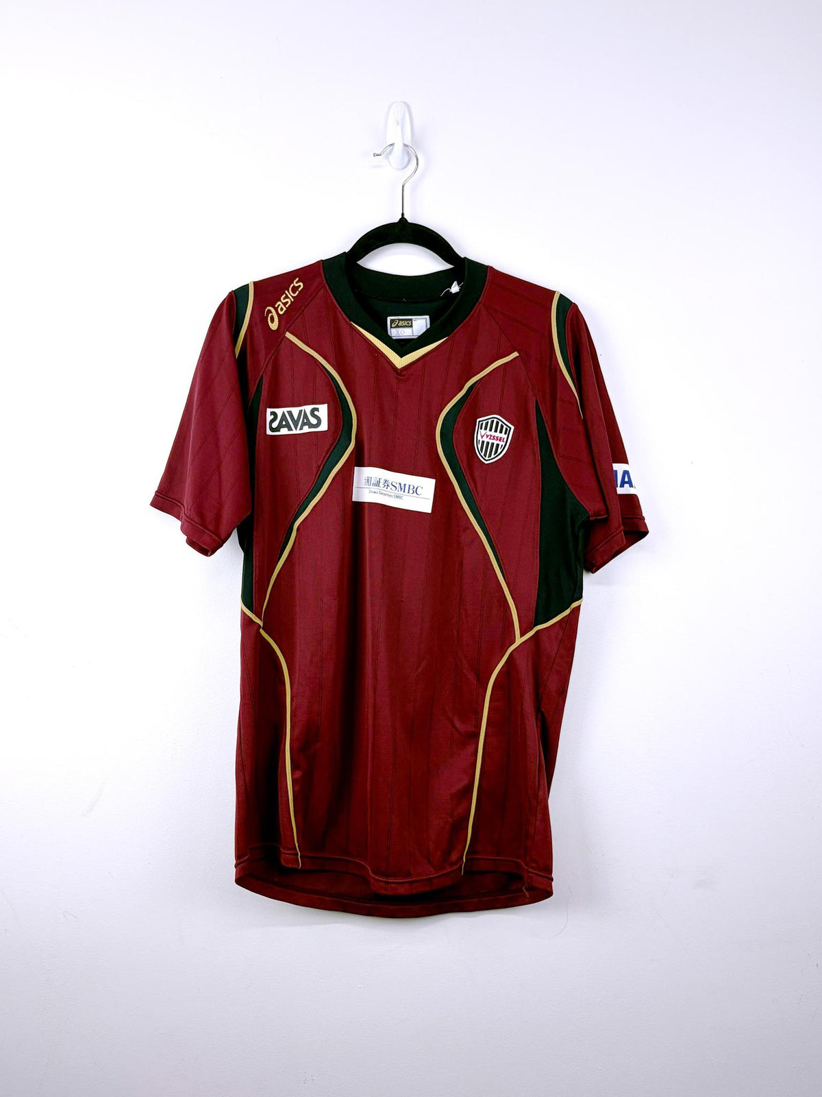 '04 Vissel Kobe Home Kit
