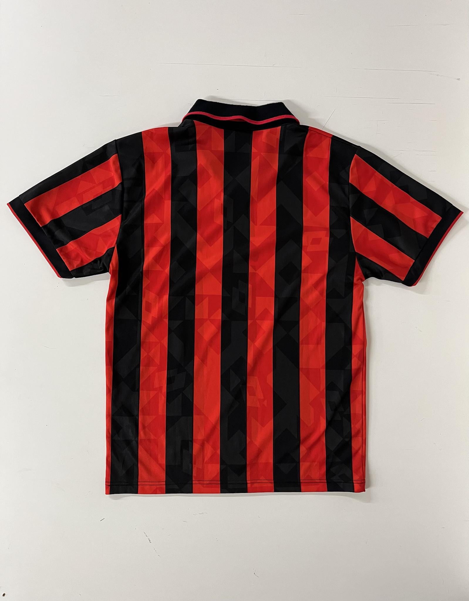 '93-94 AC Milan Home Kit