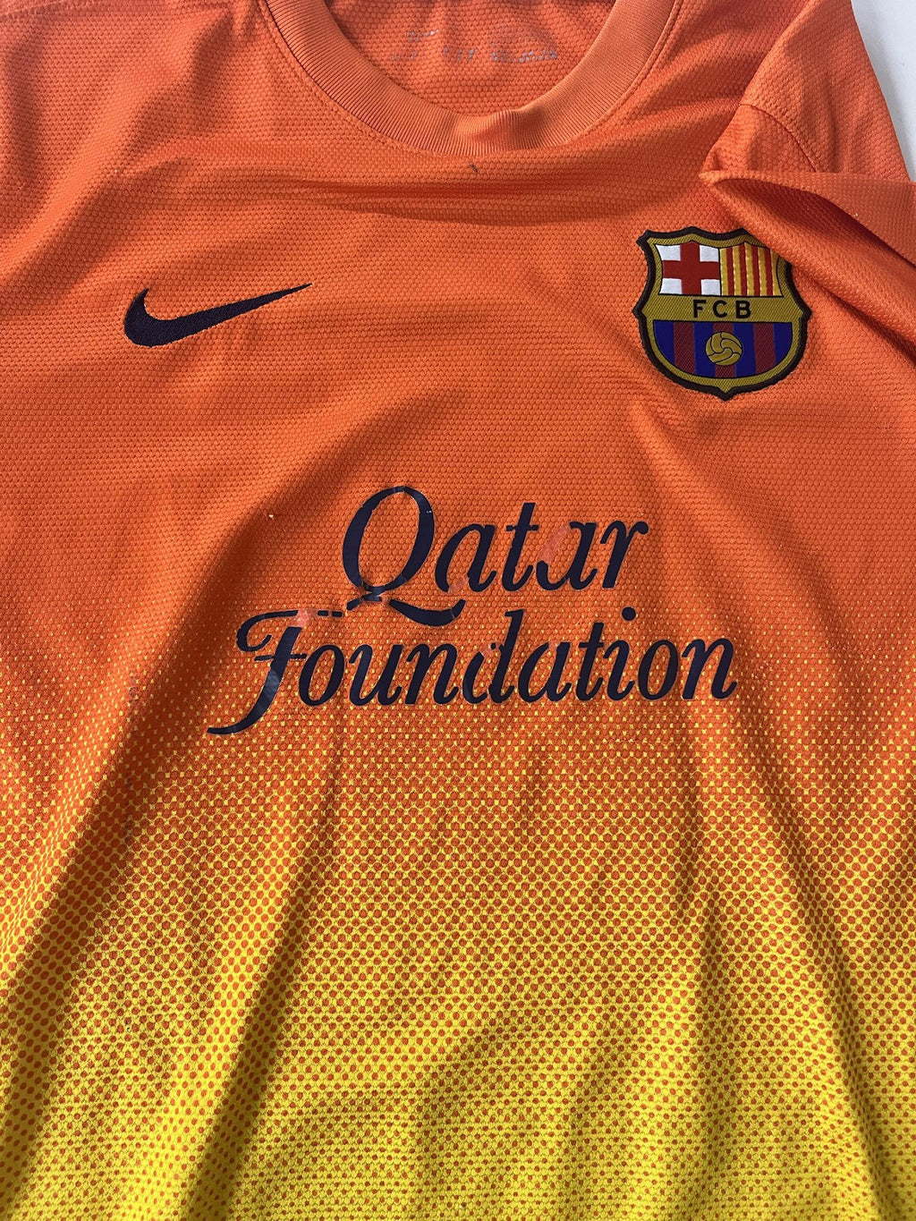 '12 FC Barcelona Away Kit - 'A. Iniesta #8'