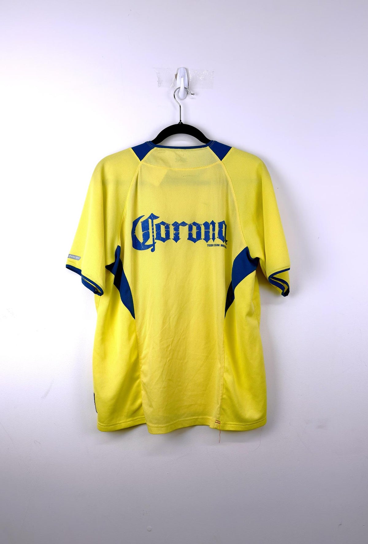 '05-06 Club América Home Kit