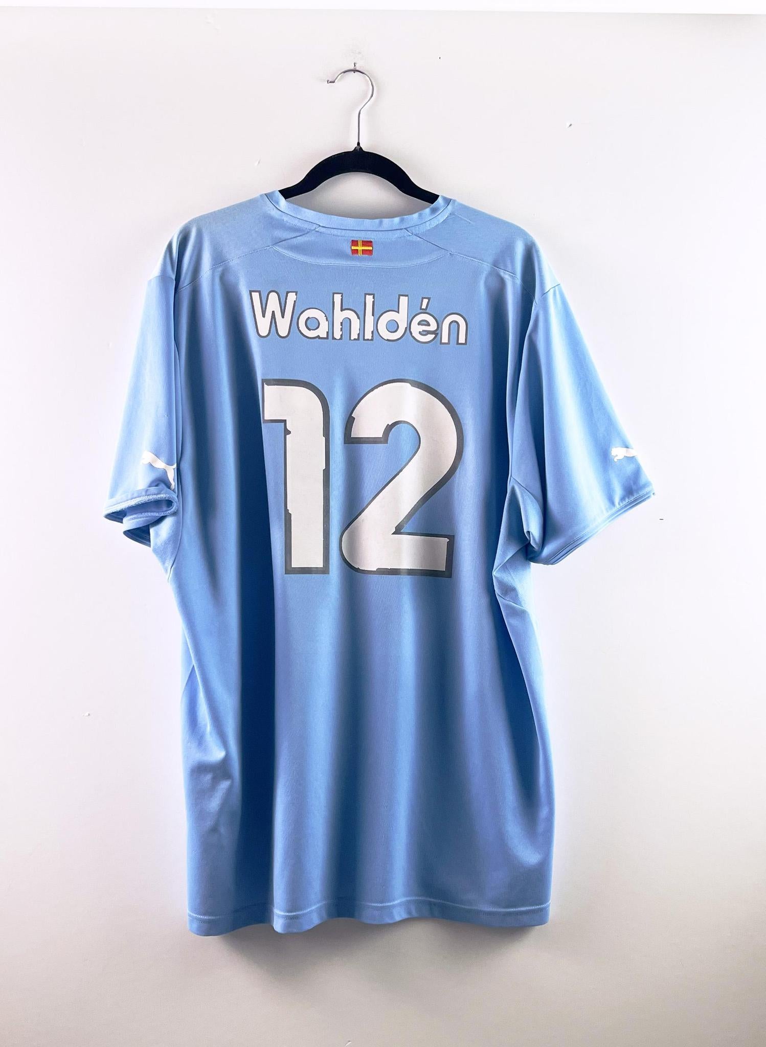 '12-13 Malmö FF Home Kit - 'Walhdén #12'