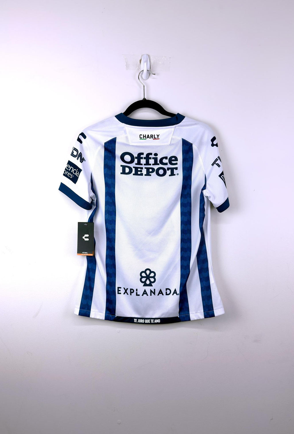 '21-22 C.F. Pachuca Away Kit