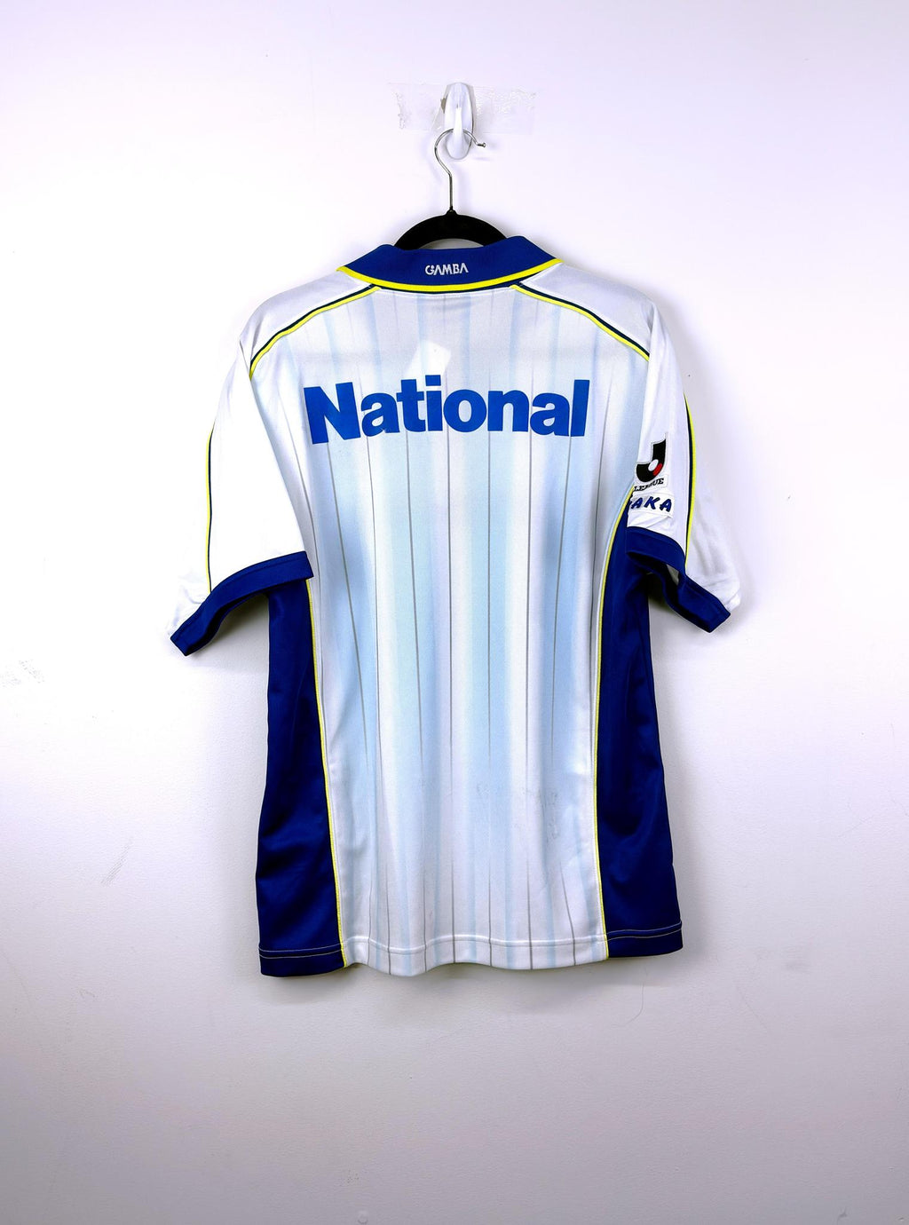 '01 Gamba Osaka Away Kit