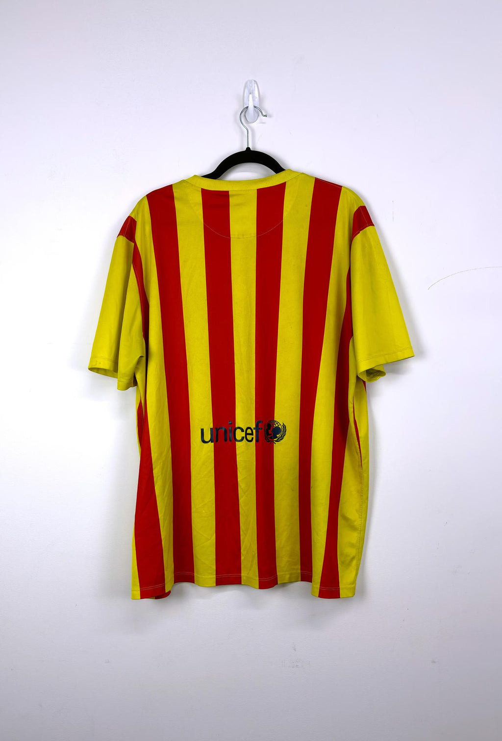 '13-15 FC Barcelona Away Kit