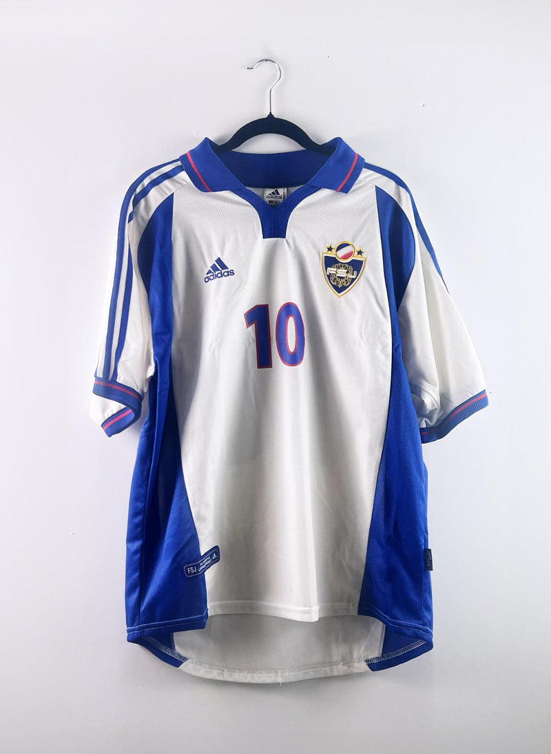 '00-01 Yugoslavia National Football Team Away Kit - 'D. Stojković #10'