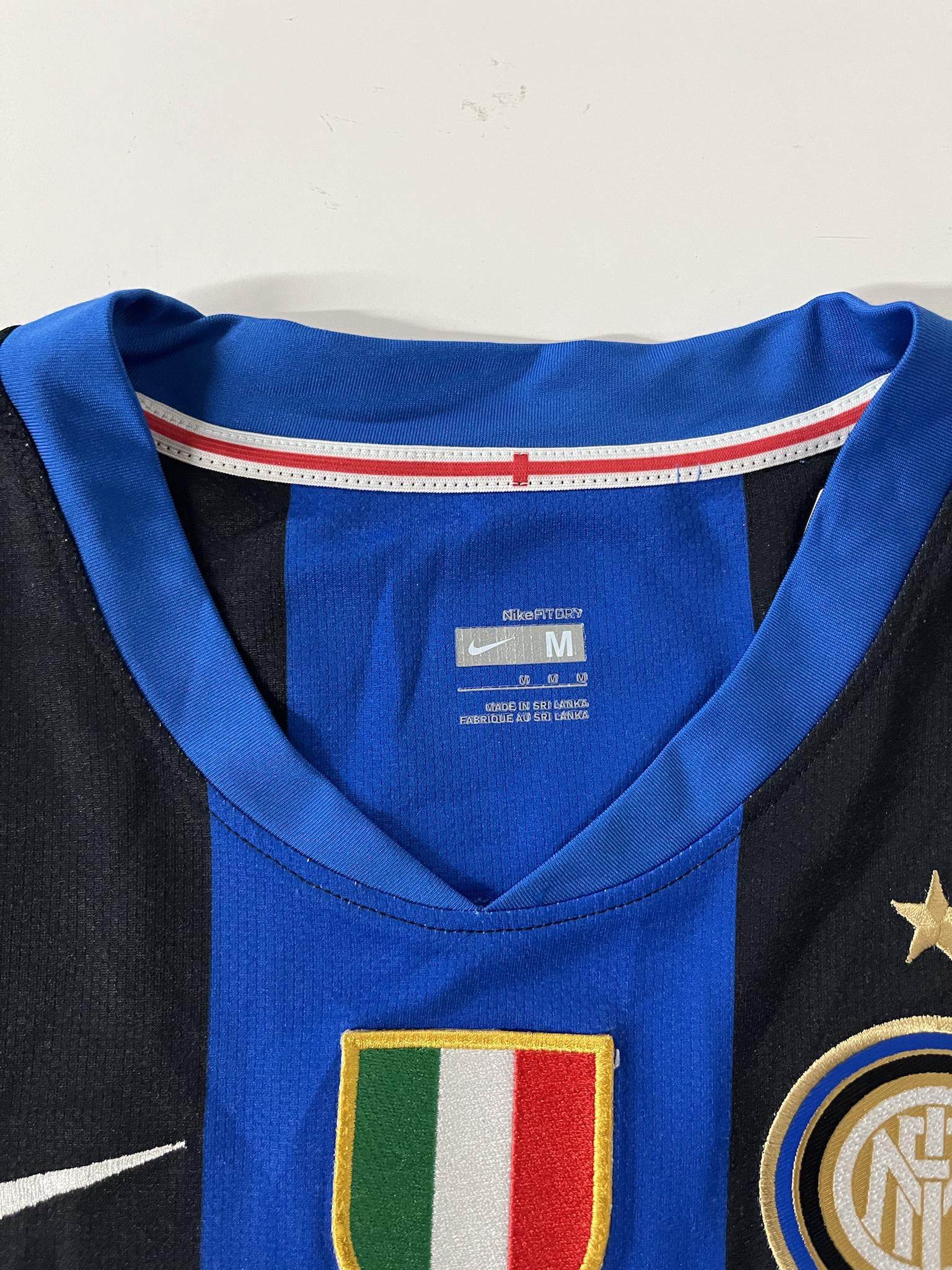 08-09 FC Inter Milan Home Kit - 'Ibrahimovic #8' – Chromatic