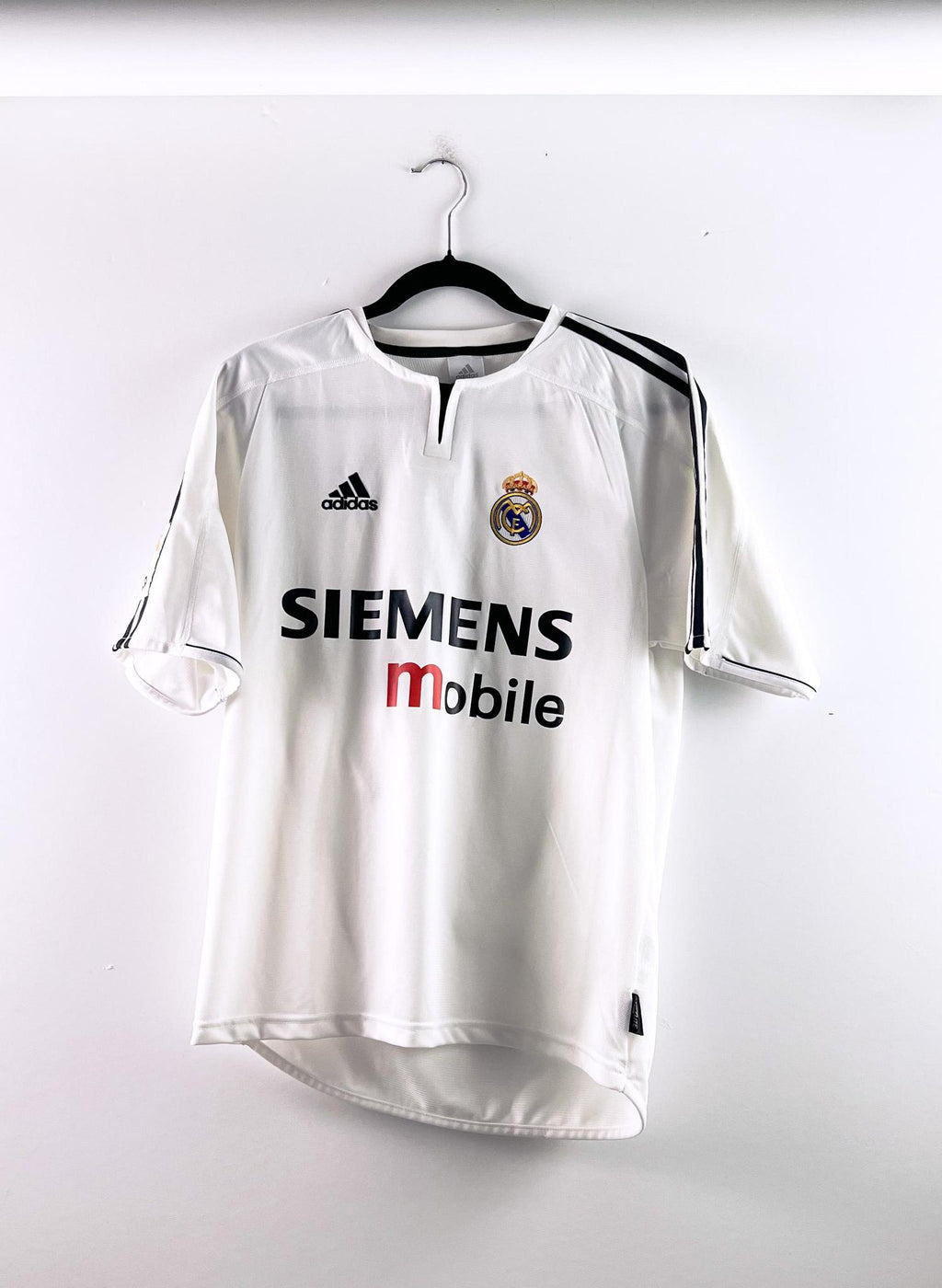 '03-04 Real Madrid Home Kit - 'Ronaldo #9'