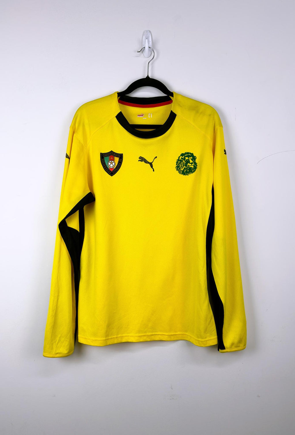 '04 Cameroon National Football Team Away Kit