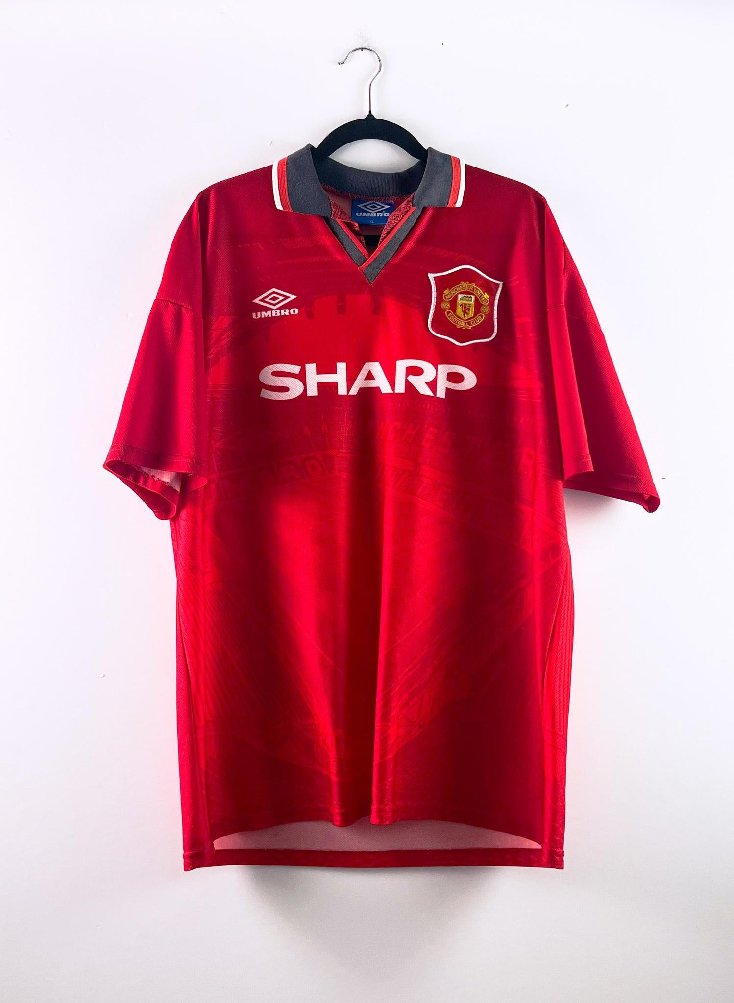 '94-96 Manchester United Home Kit - 'Cantona #7'