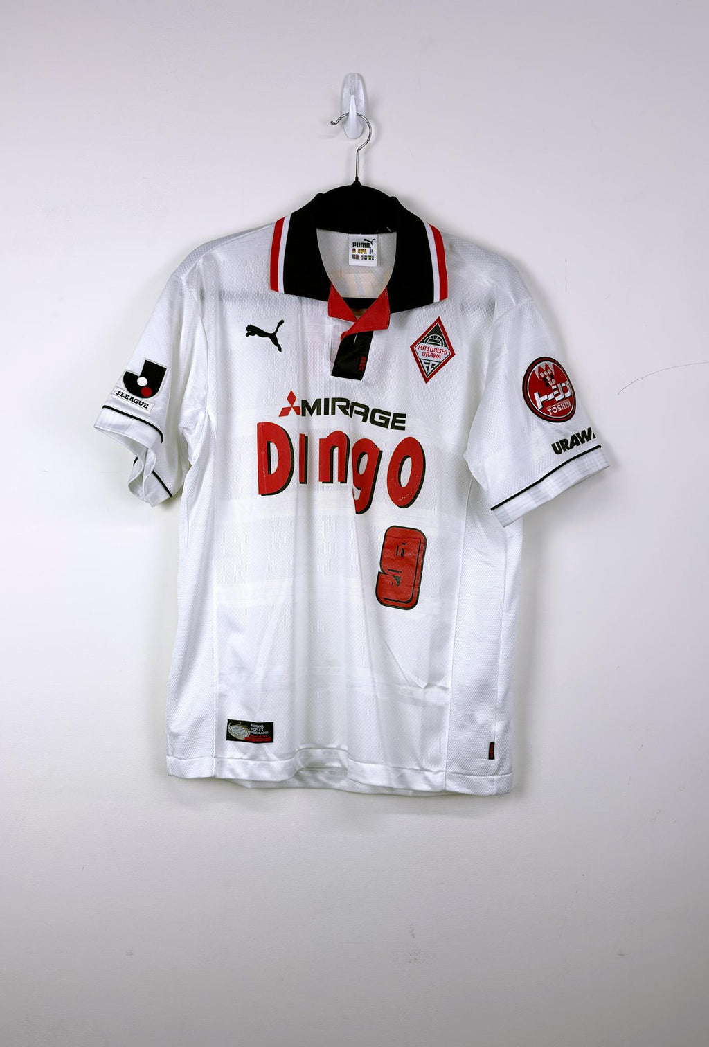 '99 Urawa Red Diamonds Home Kit - '#9'