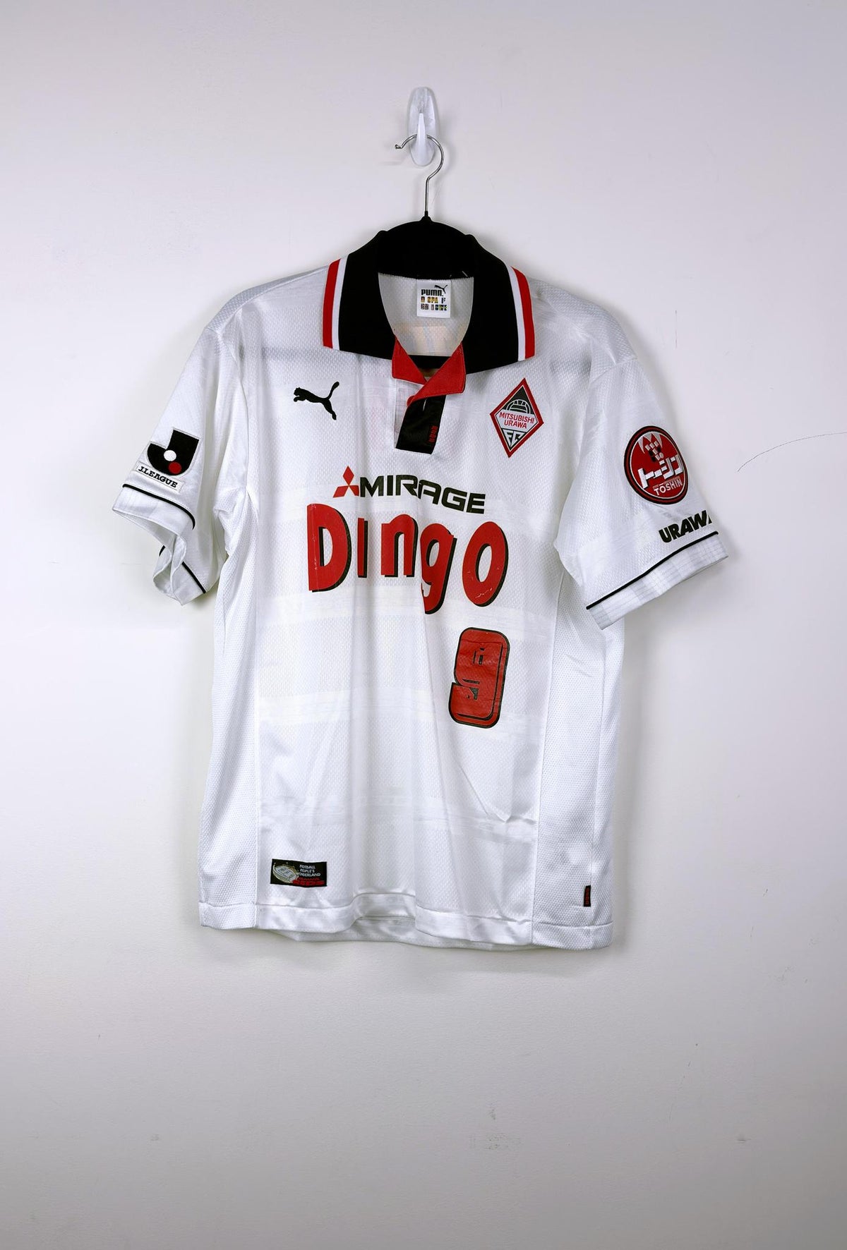 '99 Urawa Red Diamonds Home Kit - '#9'