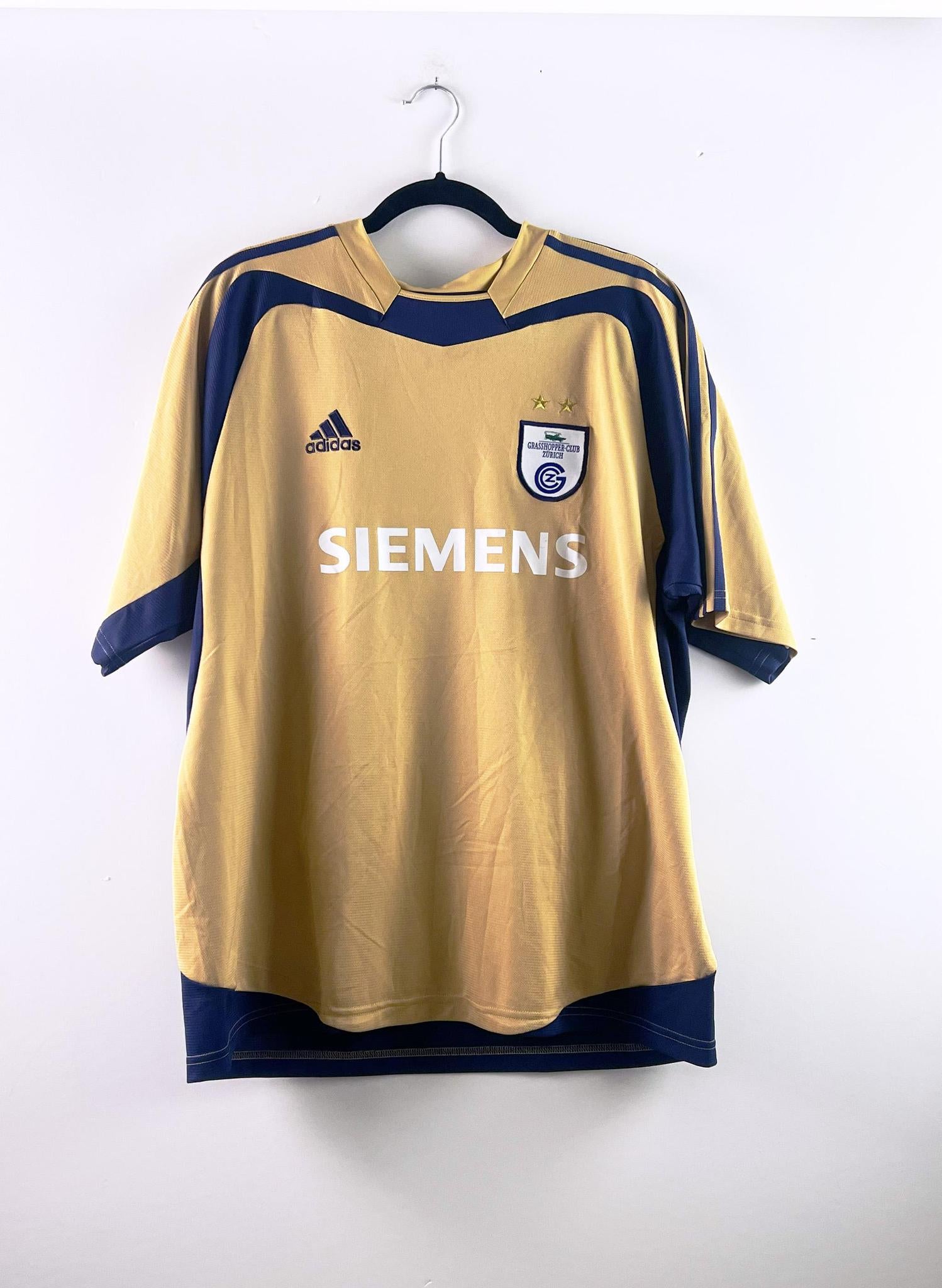 '04 Grasshopper Club Zurich Away Kit