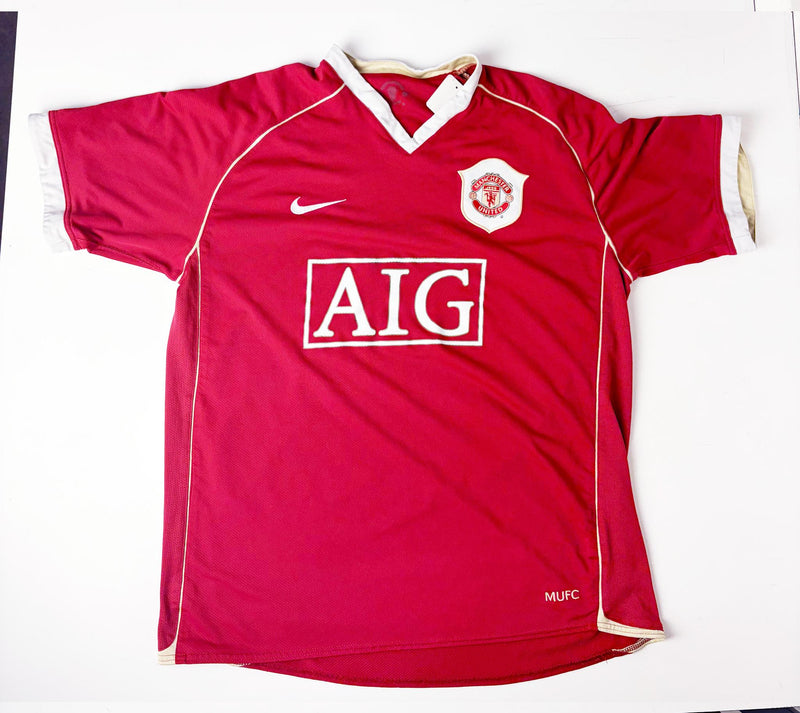 '06 Manchester United Home Kit