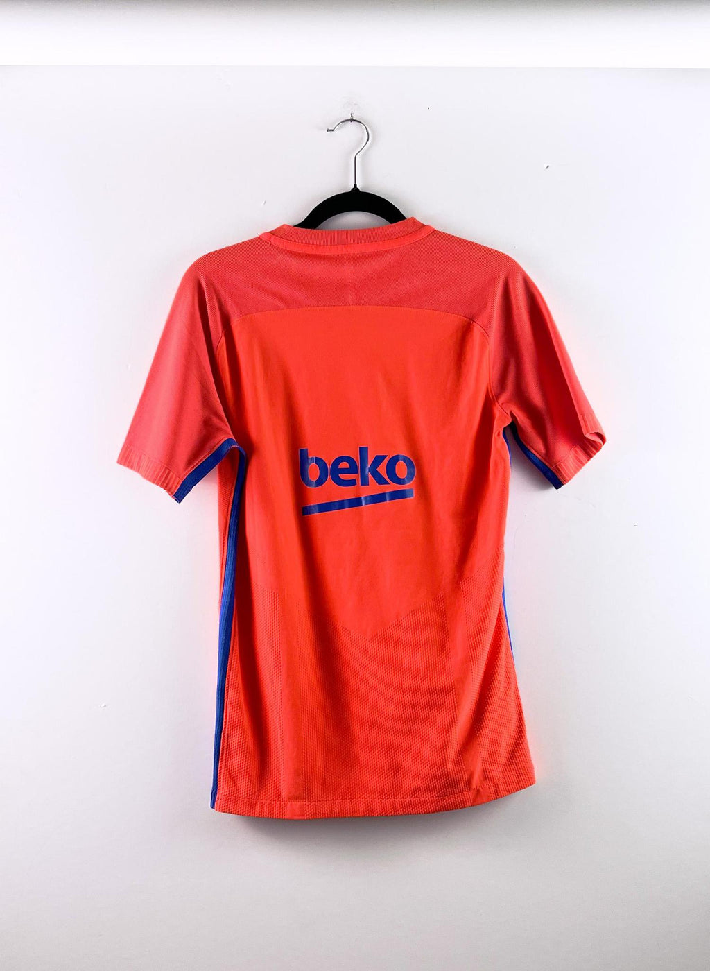 '17-18 FC Barcelona Training Kit