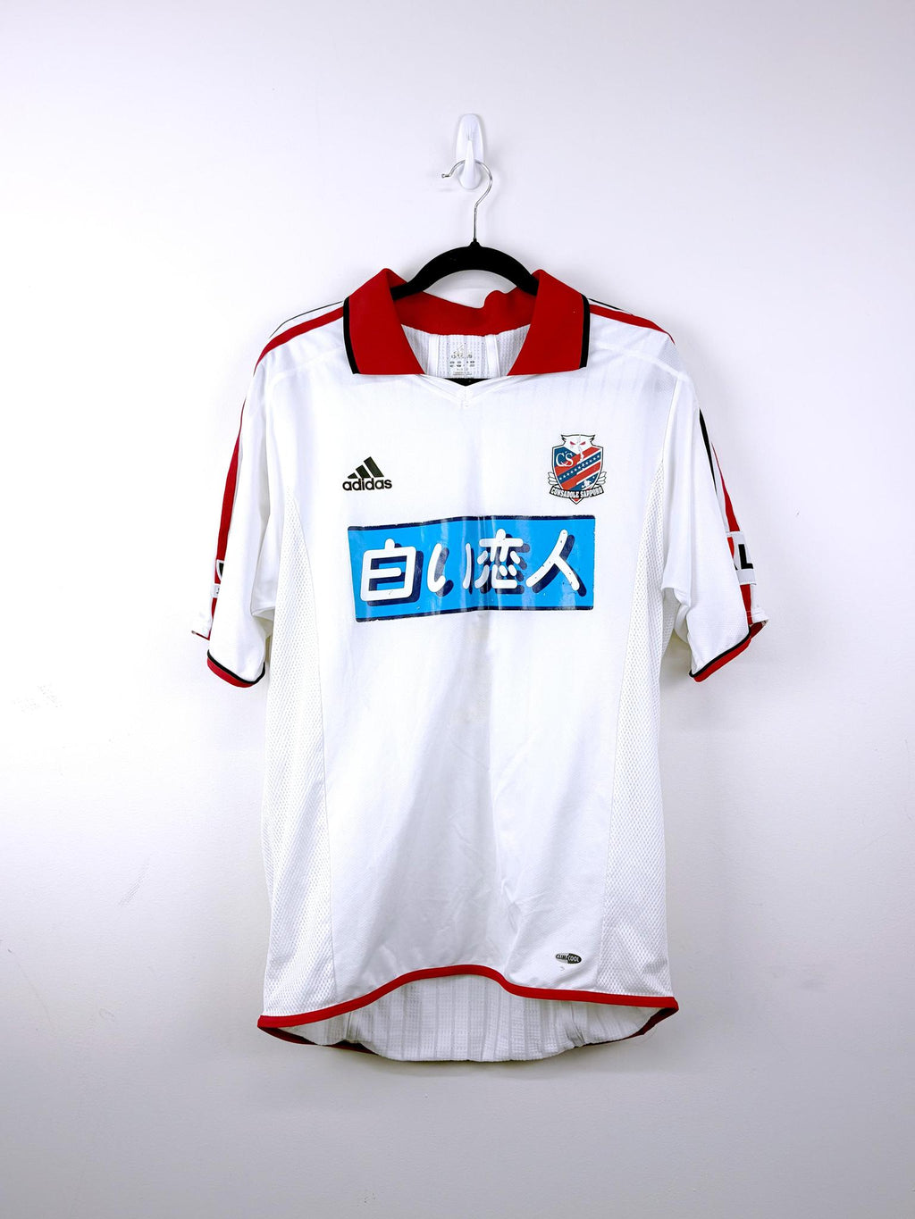 '03 Consadole Sapporo Home Kit