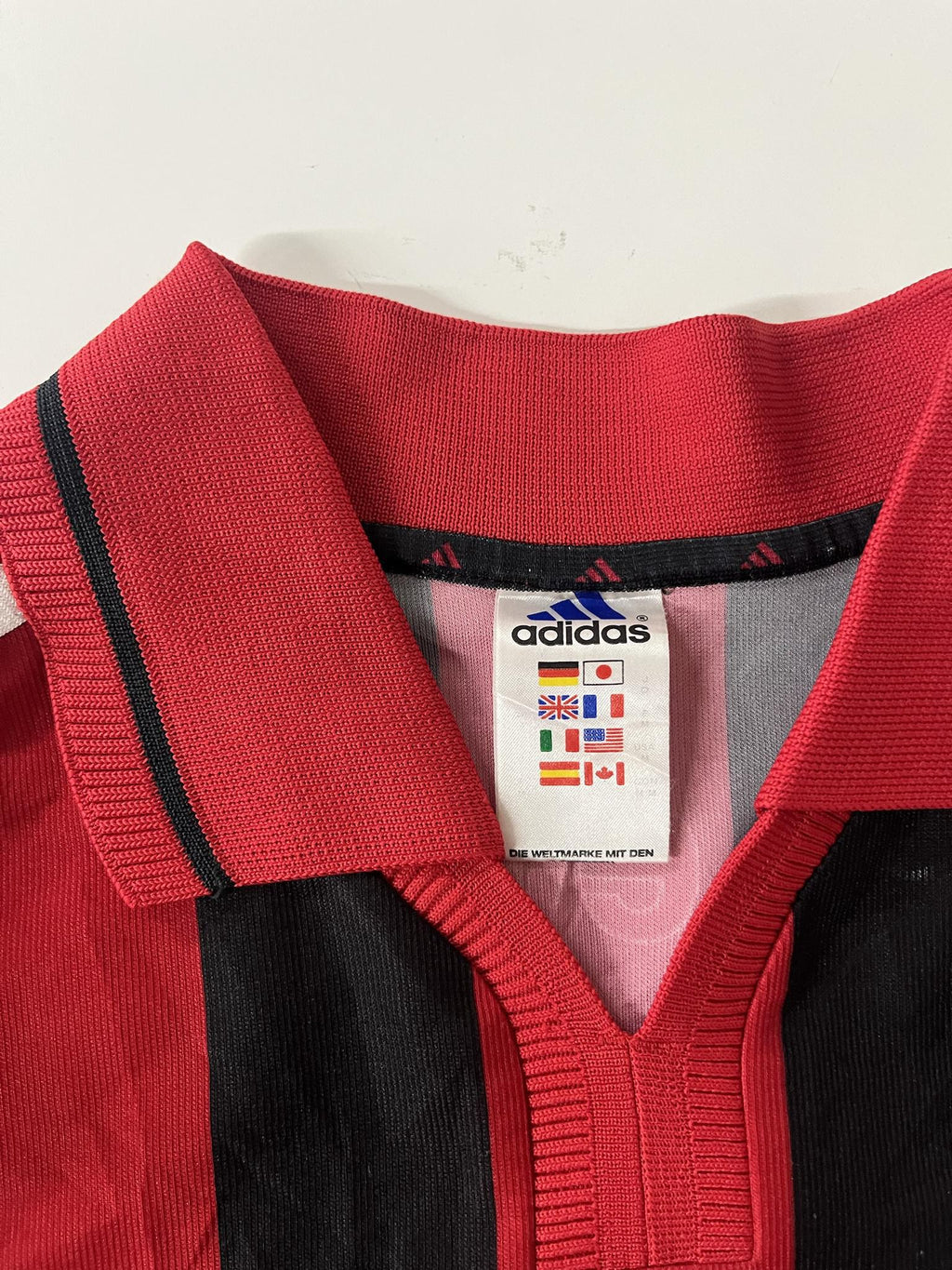 '01-02 Bayer Leverkusen Home Kit