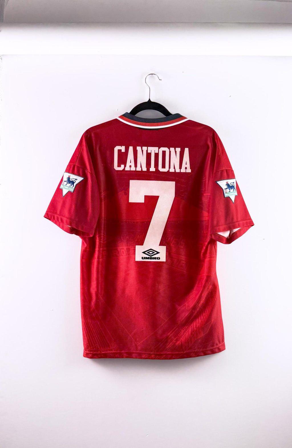 '94-96 Manchester United Home Kit - 'Cantona #7'