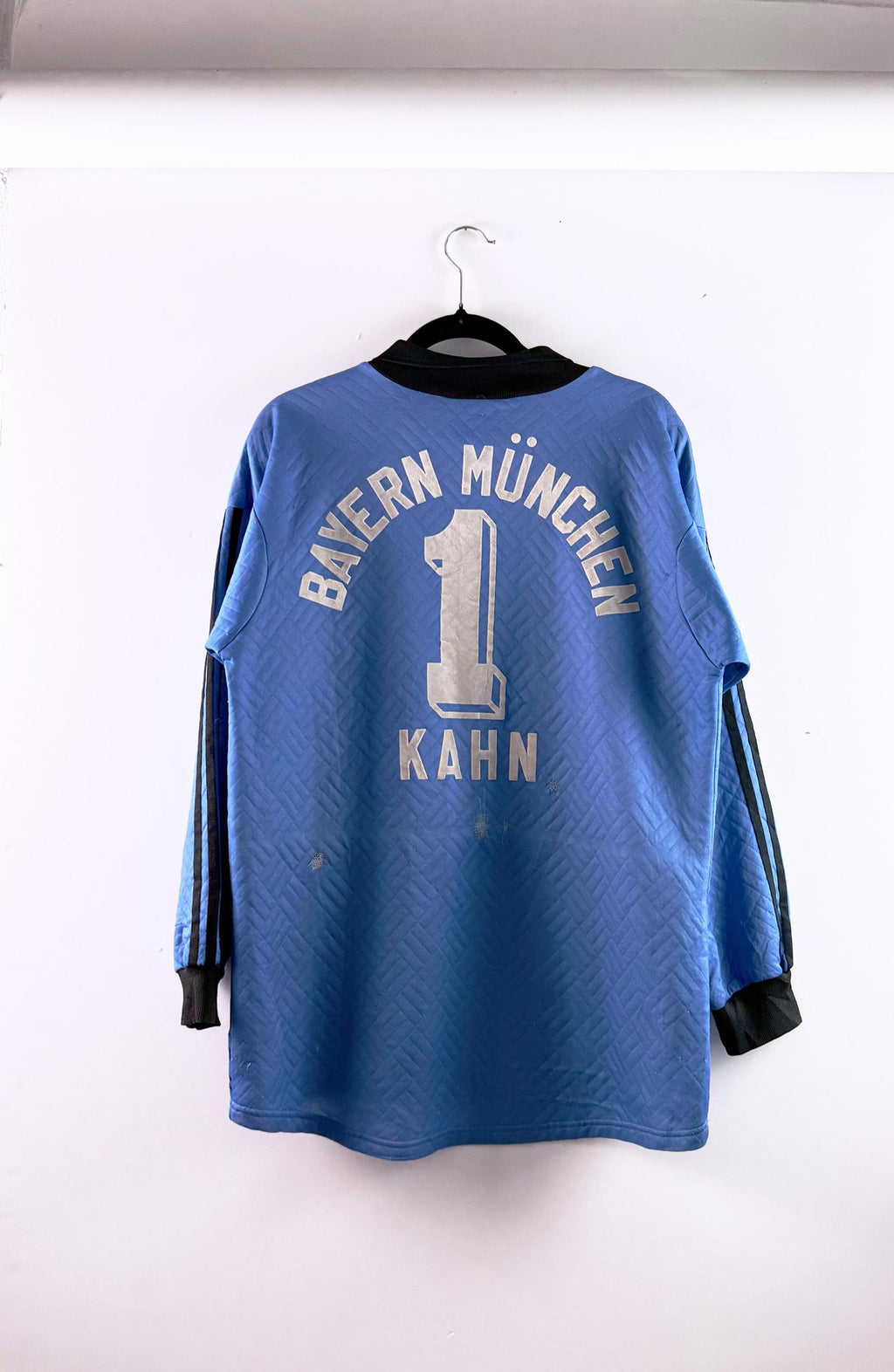'95-97 Bayern Muchen Goalkeeper Kit - 'Kahn #1'