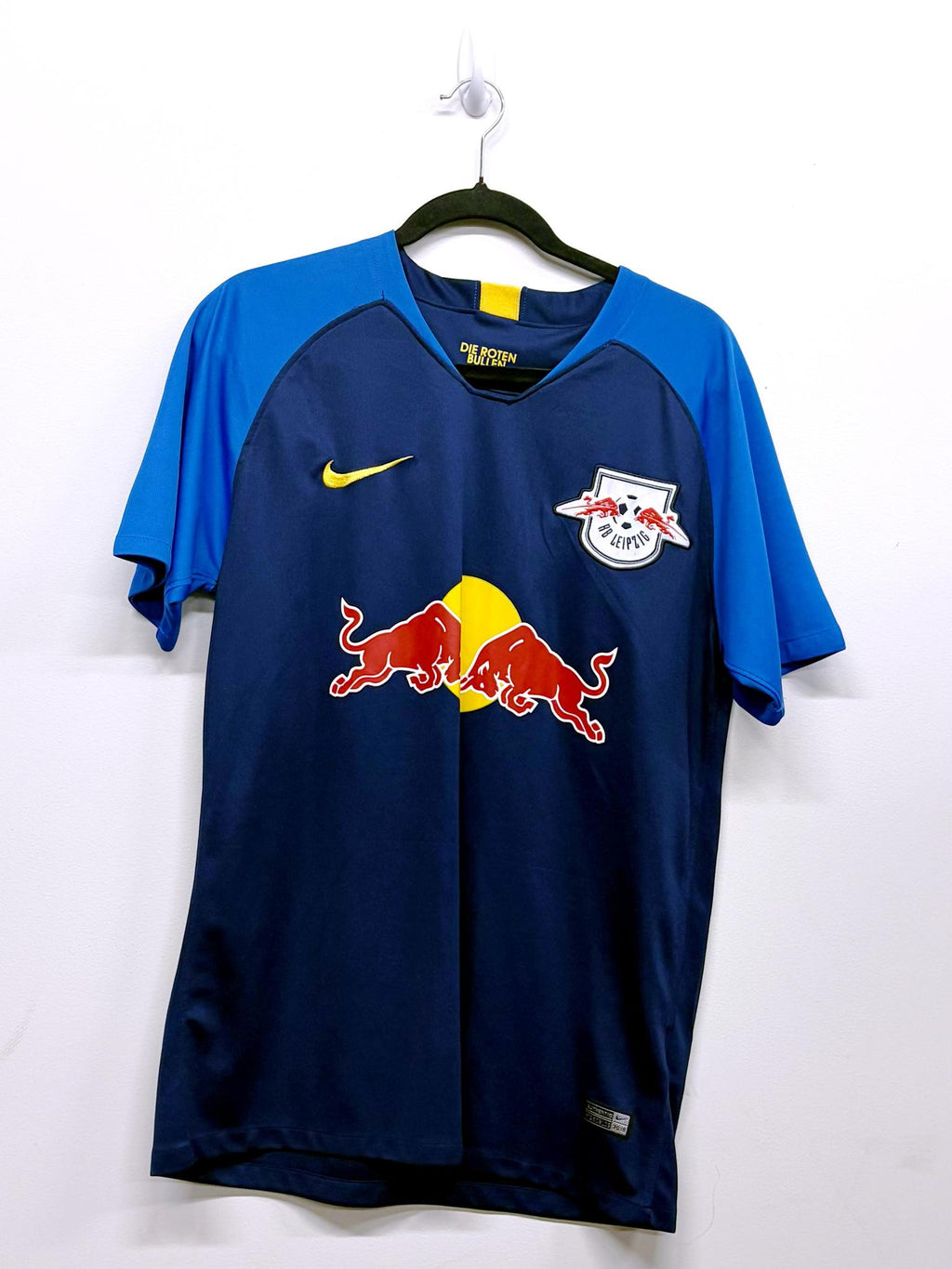 '16-17 RB Leipzig Away Kit - 'Poulsen #9'
