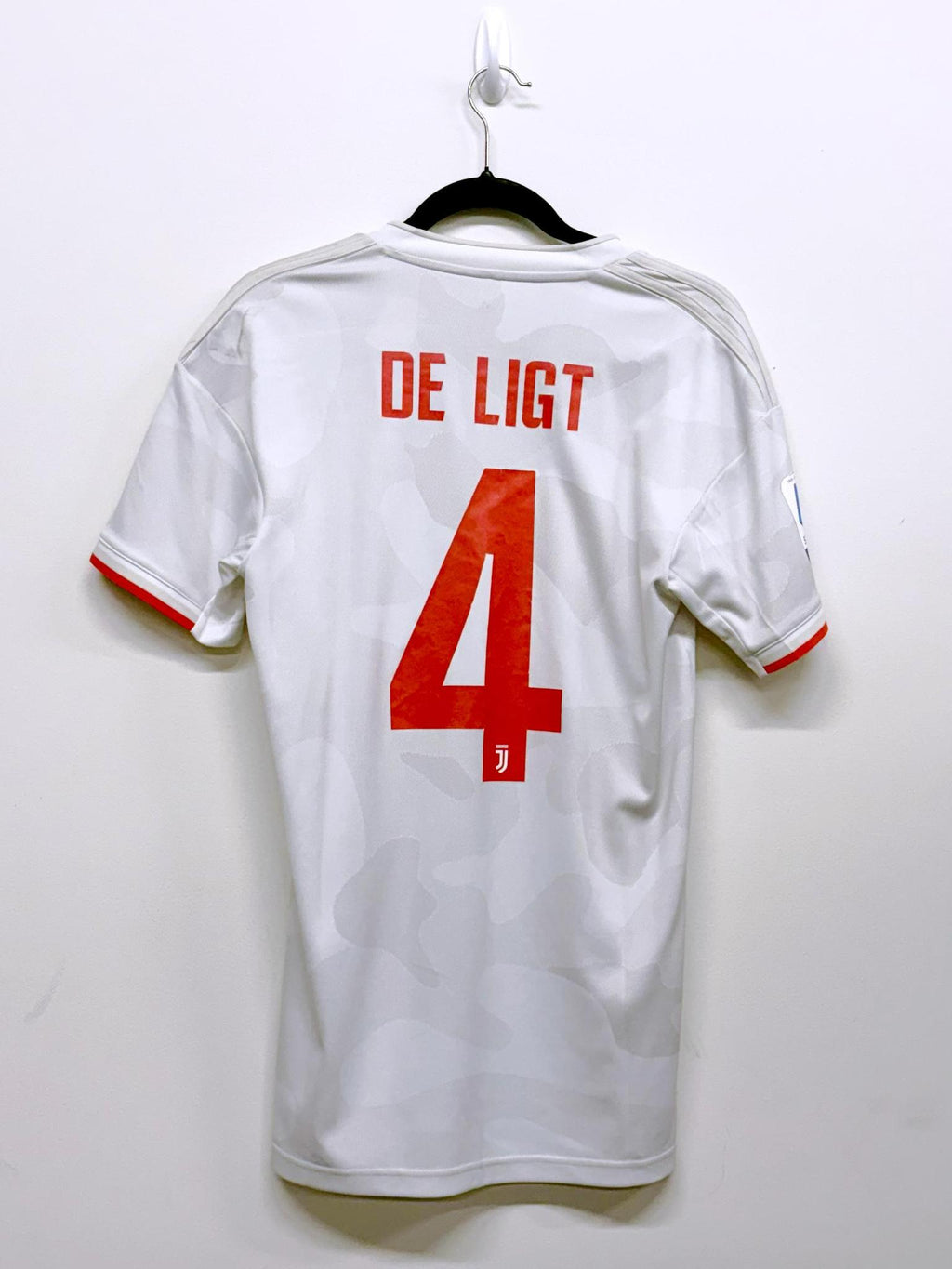 '19 Juventus Home Kit - 'De Ligt #4'